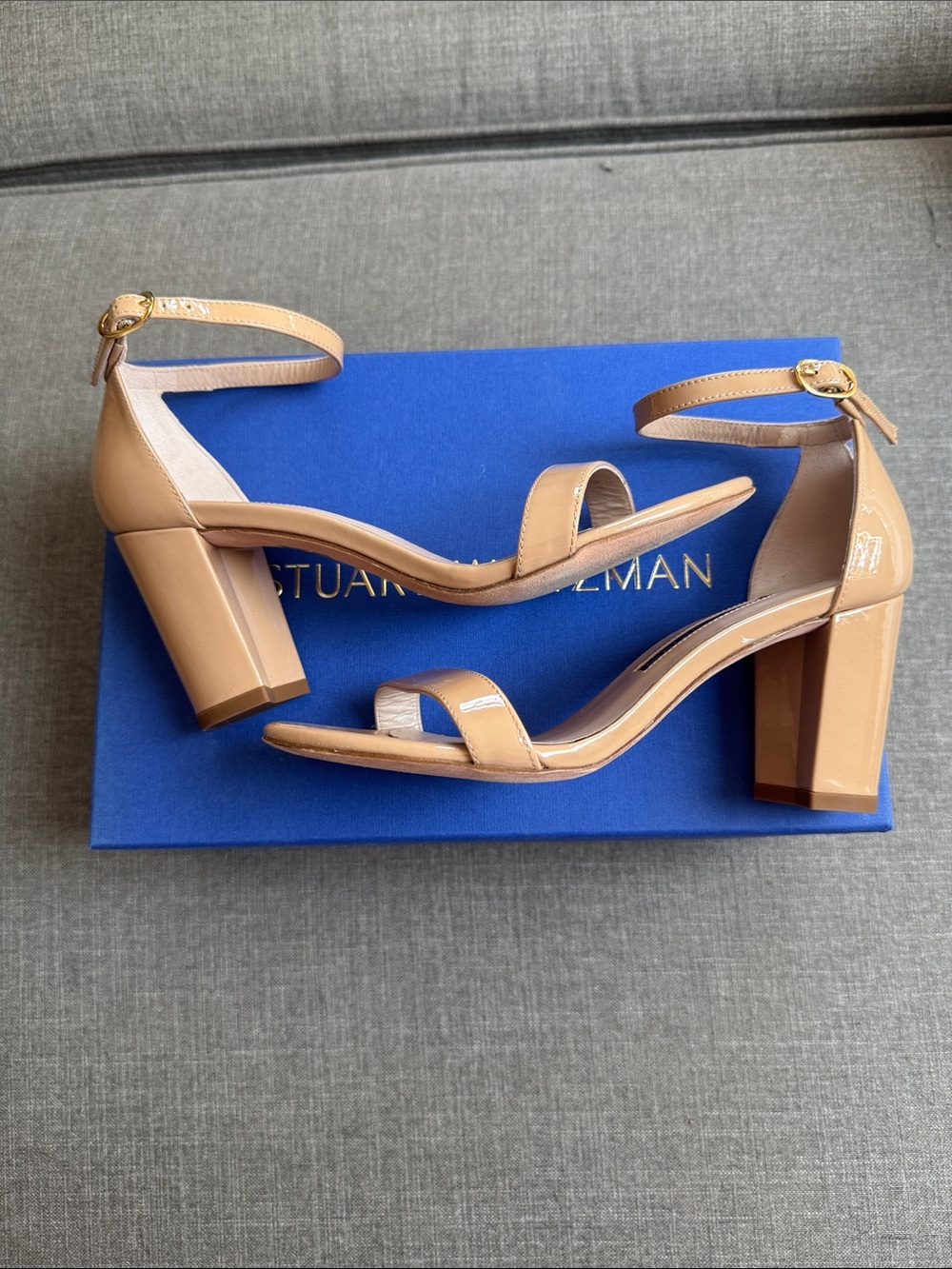 Stuart Weitzman NearlyNude Nudist Ankle Strap Sandal Block Heel 5.5 Adobe Patent - Picture 3 of 4
